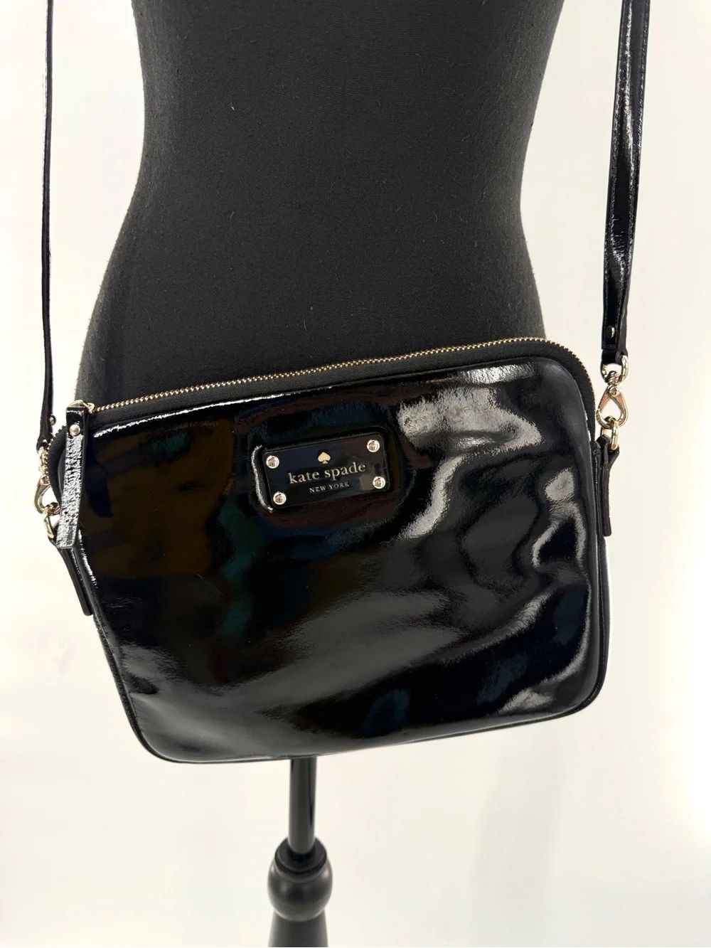 Kate Spade Bryce Black Patent Leather Flicker iPad Pouch Crossbody Bag Clutch